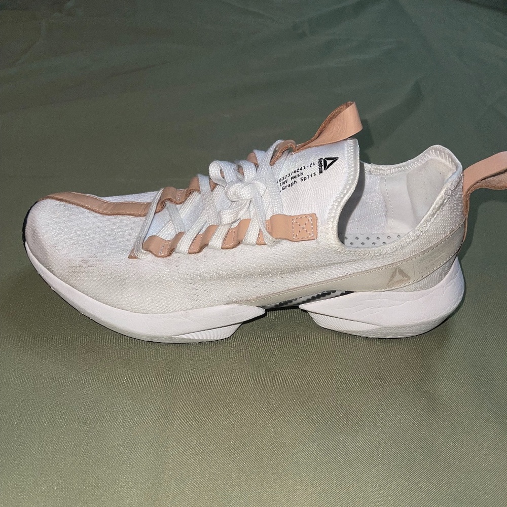 Men's Reebok Tech Graph Split Tennis Shoes - Picture 2 of 7